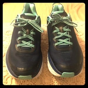 Hoka One One Bondi 5